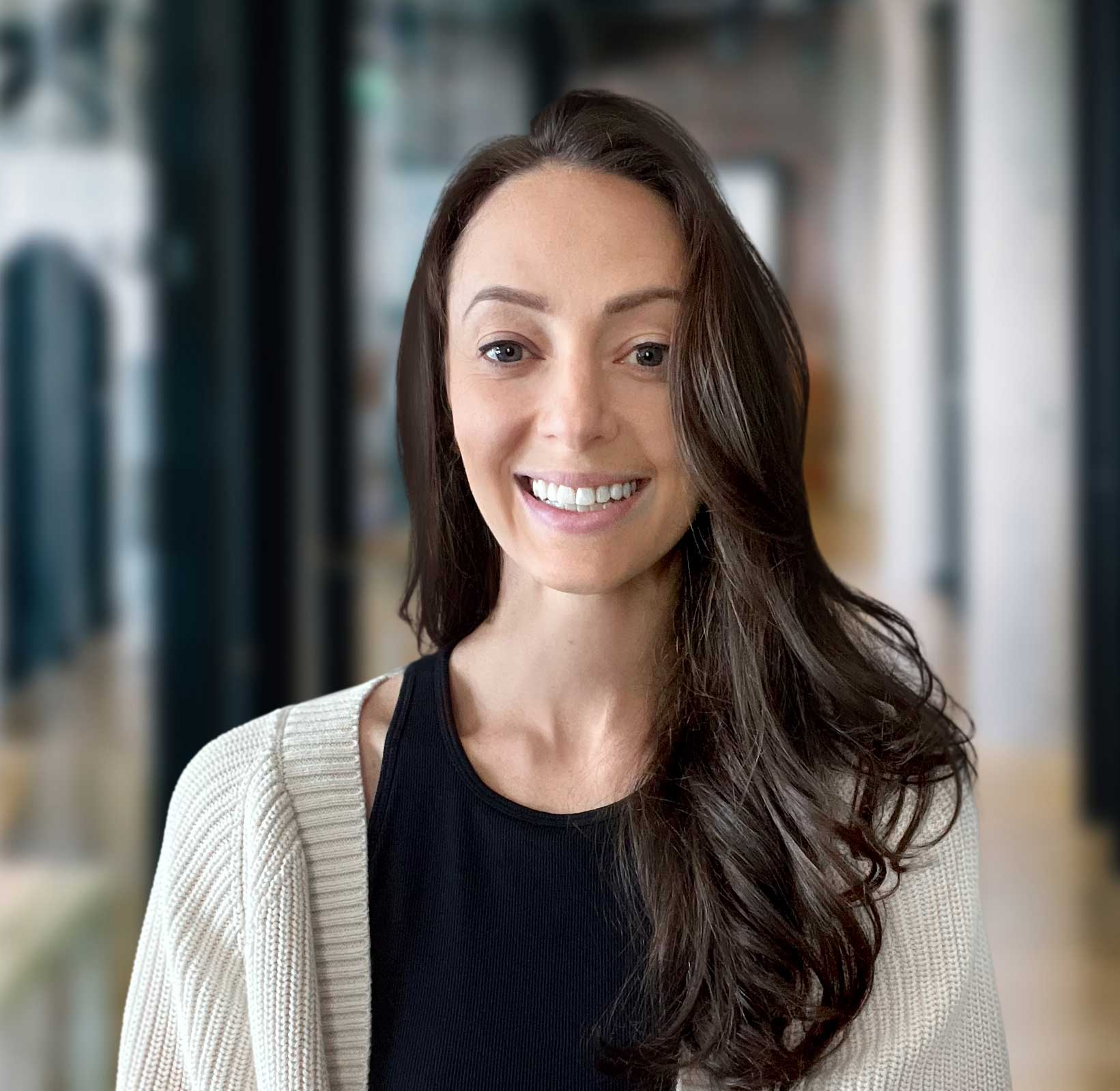 headshot of Cara Lidgett